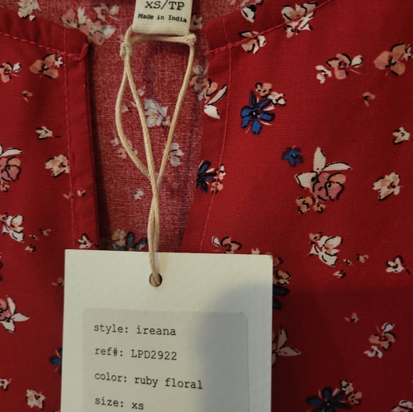 Beach Lunch Lounge Boho Dress New With Tags Size XS Lovely Floral Red - Picture 3 of 5